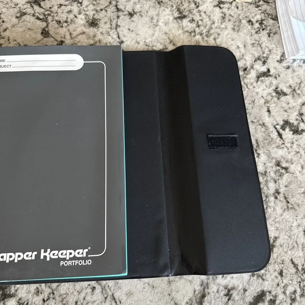 Mead Trapper Keeper 3 Ring Binder With 2 Folders